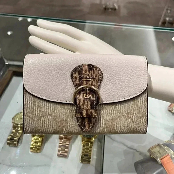 Coach Outlet Kleo Wallet In Blocked Signature Canvas - Picture 1 of 9